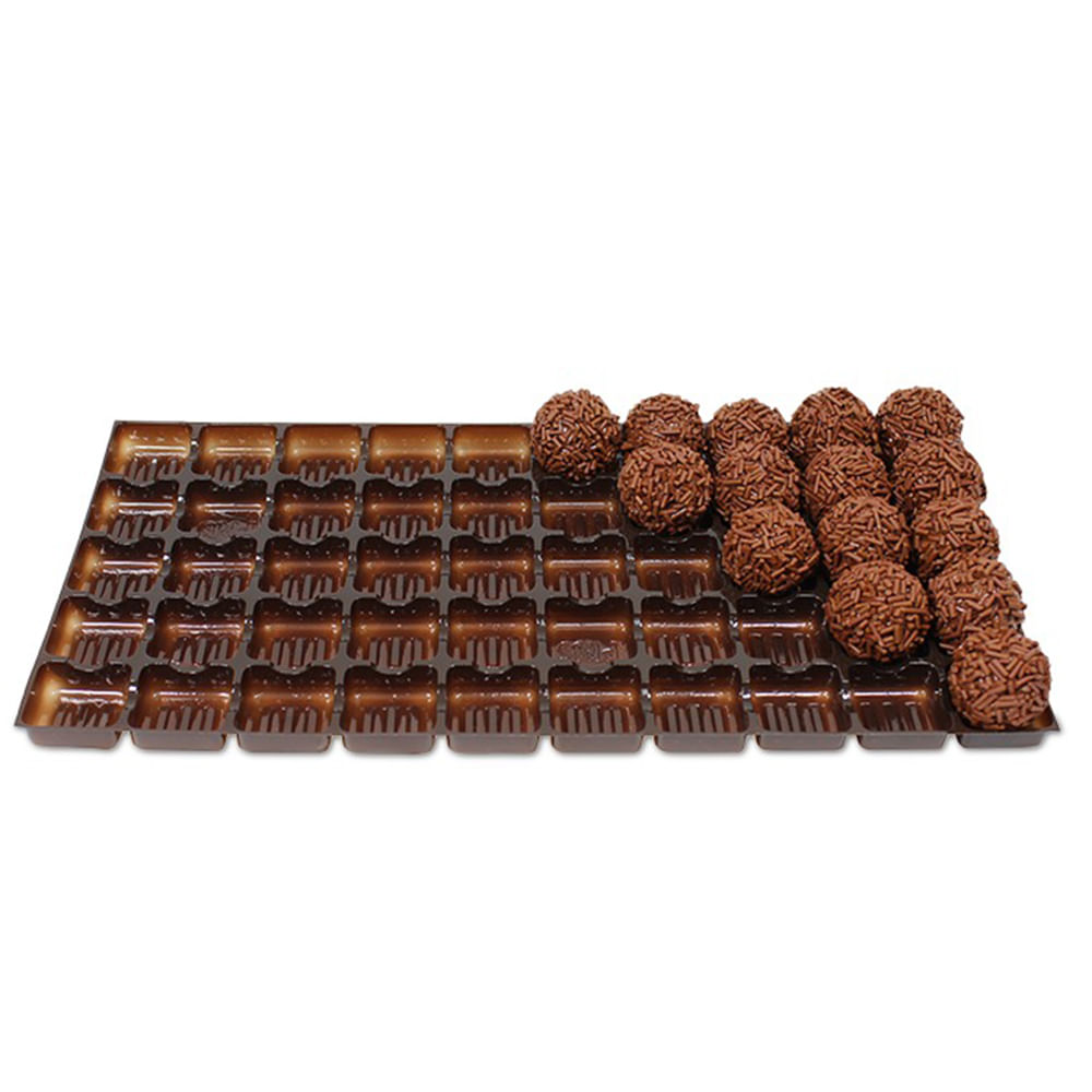 50 Un Berço Placa Plástica C 50 Cavidades Docinho Brigadeiro